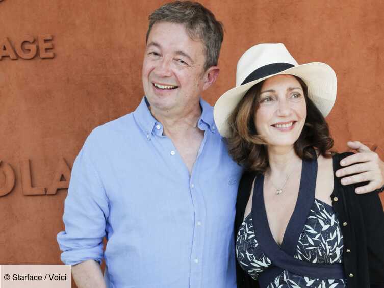 Qui Sont Les Parents De Valérie Karsenti PHOTO Scènes de ménages : Frédéric Bouraly (José) pose avec le vrai