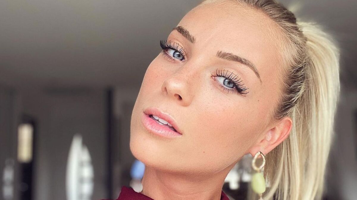 Charlotte 10 Couples Parfait Chirurgie Charlotte Bobb (Les Marseillais) : ex-candidate de Miss France, elle  dénonce les coulisses - Voici