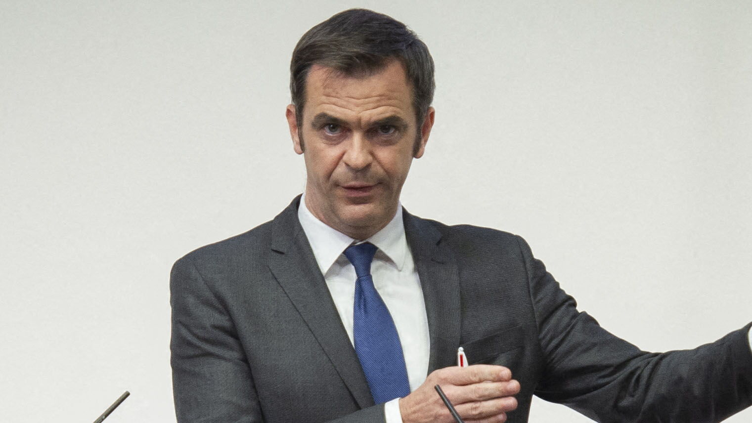 Olivier Veran Critique Cette Phrase Prononcee Par Le Ministre De La Sante Qui Ne Passe Pas Du Tout Voici