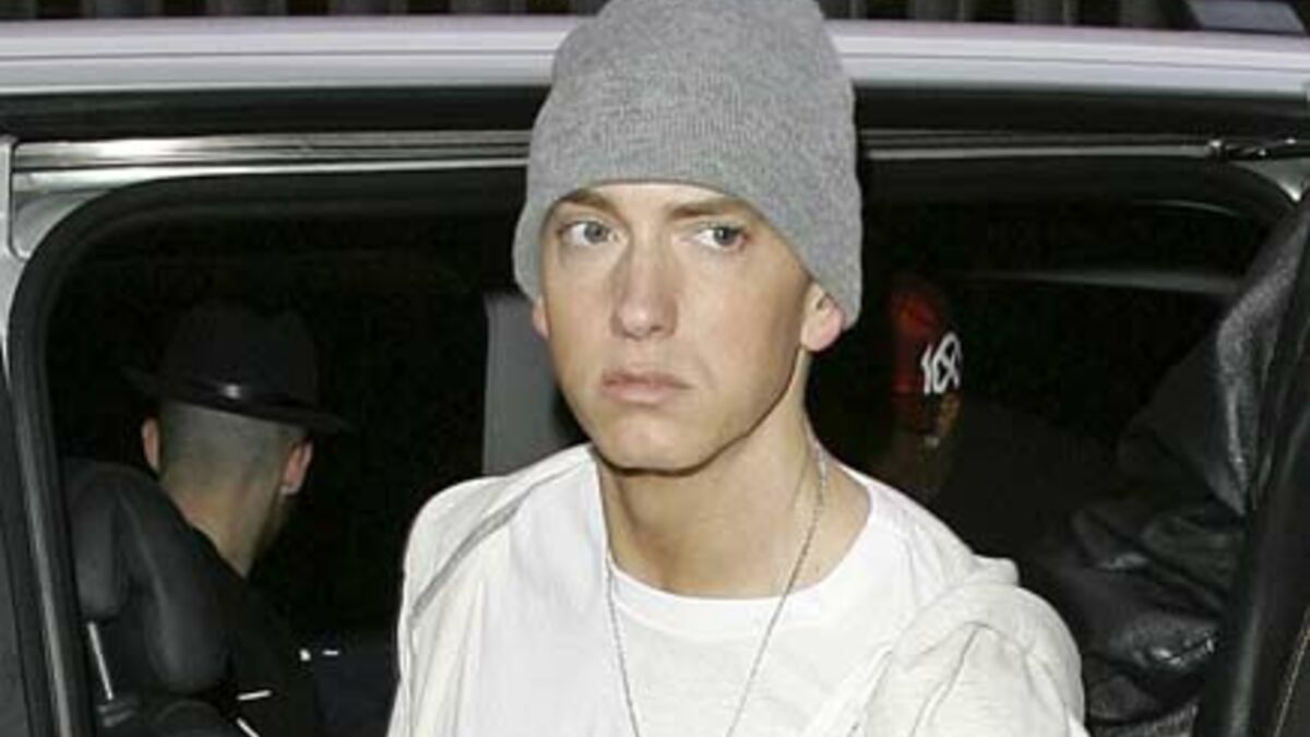 Эминем семья. Eminem 2022 папарацци. Eminem Paparazzi. Эминем папарацци 2023.