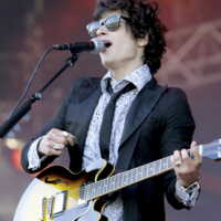 Brunes Le Batteur Karim Reveille Est Malade Le Groupe Revient Sans Lui Voici