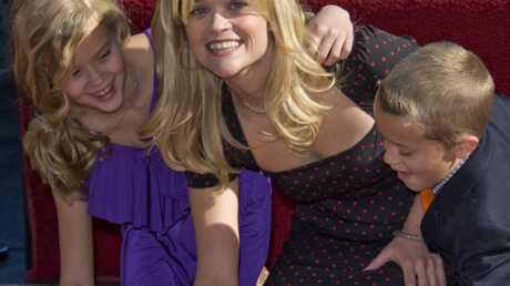 reese-witherspoon-honoree-sur-hollywood-boulevard