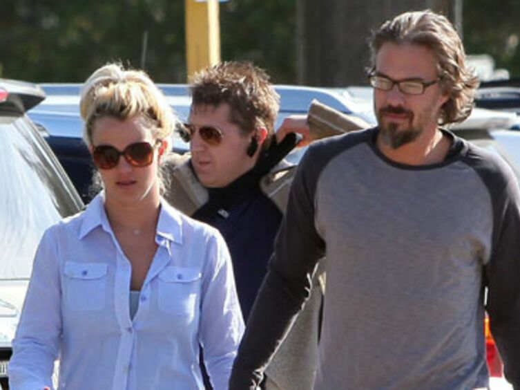 Britney Spears le mariage en novembre ? , Voici