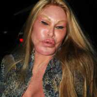 Jocelyn Wildenstein La Femme Chat Est Ruinee Elle N A Meme Pas De Quoi S Acheter A Manger Voici