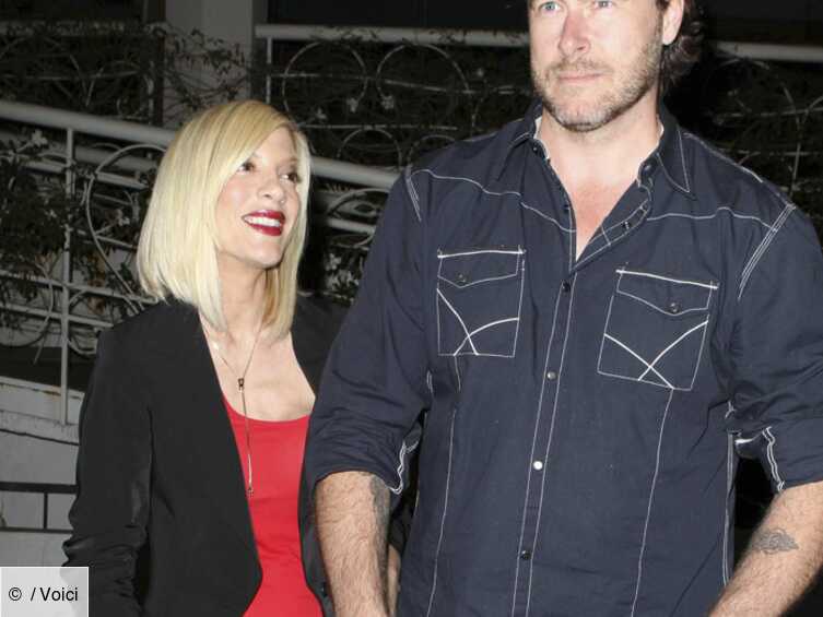 Tori Spelling : Son Mari Hospitalisé Après Un Accident - Voici