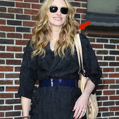 Julia Roberts - Julia Roberts: 프로모션 중 분홍색 자물쇠