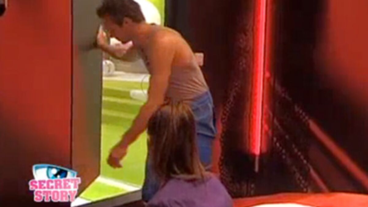 Julie Et Maxime Secret Story Secret Story 4 : Julie et Maxime dans la love capsule - Voici