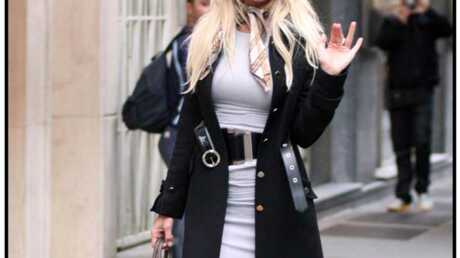look-victoria-silvstedt-fait-son-shopping-a-milan