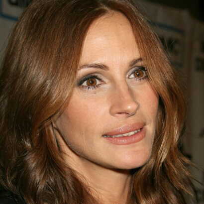 Julia Roberts - Julia Roberts는 Angelina Jolie에 대해 생각하는 모든 것을 말합니다!