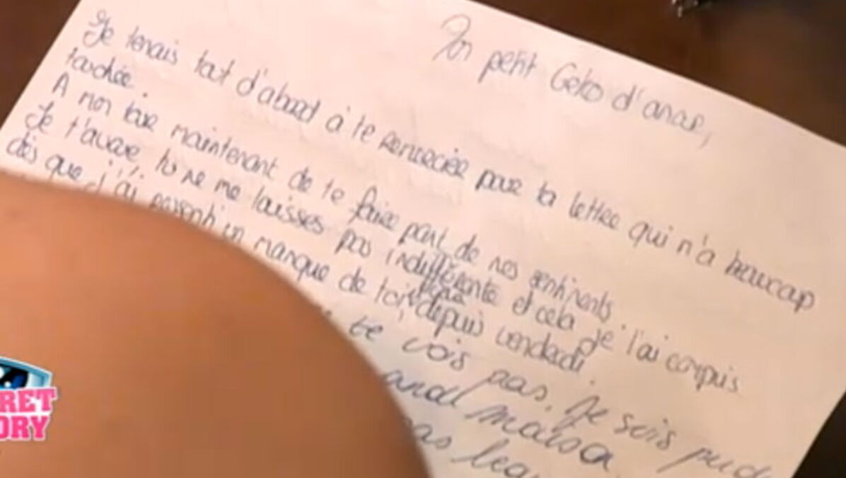 Secret Story 5 Marie Repond A La Lettre D Amour De Zelko Voici