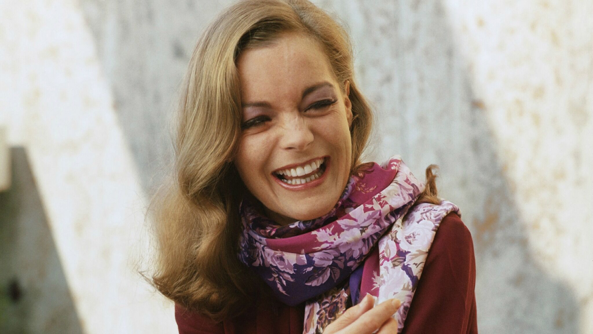 Romy Schneider La Tombe De L Actrice A Ete Profanee Voici