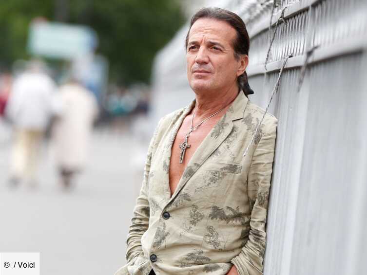 Francis Lalanne se bat avec un chroniqueur sur le tournage ...