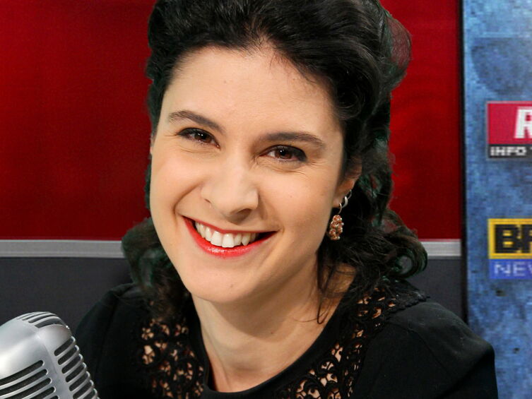 Enceinte Apolline De Malherbe Quitte Temporairement Bfm Tv Voici My