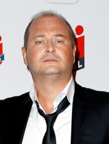 Cauet se confie sur la mort précoce de ses parents - Voici