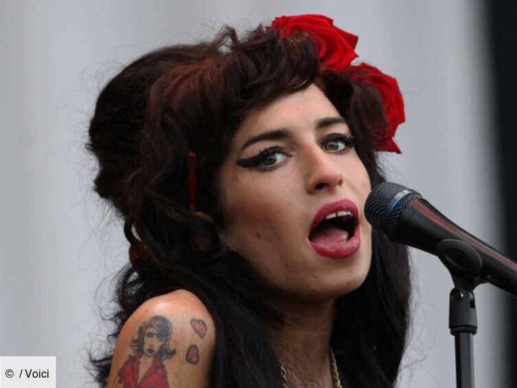 En Quelle Année Est Morte Amy Winehouse La mort d’Amy Winehouse exploitée par l’extrême-droite - Voici