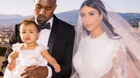 de-nouvelles-photos-du-mariage-de-kim-kardashian-sa-fille-a-l-honneur