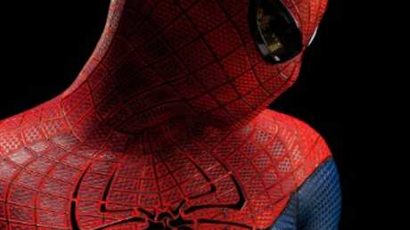 video-the-amazing-spider-man-un-costume-pas-pratique-pour-pisser