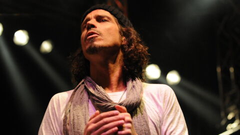 Mort De Momo L Animateur De Skyrock S Est Eteint A 31 Ans Voici Momo yaoyorozu in bakugo's starting line. mort de momo l animateur de skyrock s