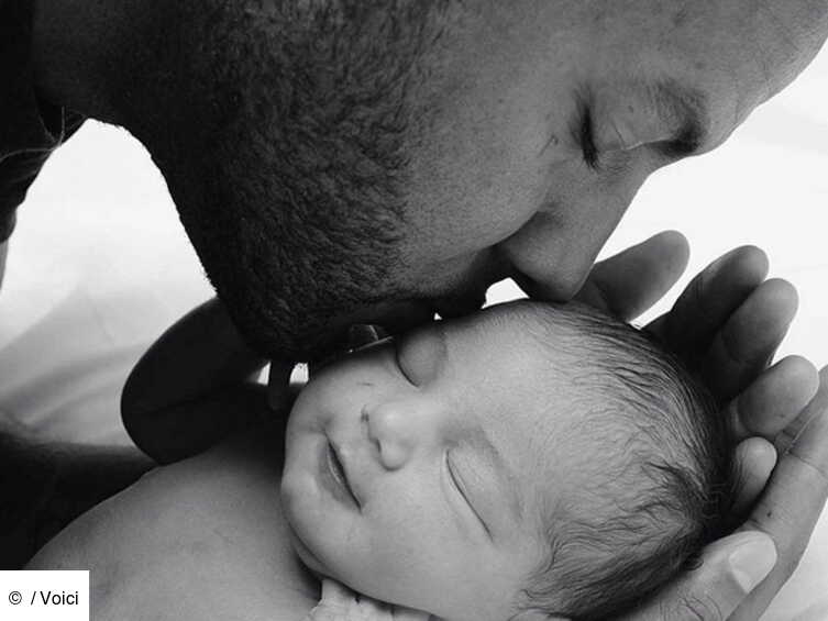 Photo Le Rappeur Booba Devoile Un Cliche De Sa Fille Luna Voici