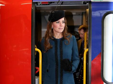 DIAPO Kate Middleton prend le métro avec la Reine