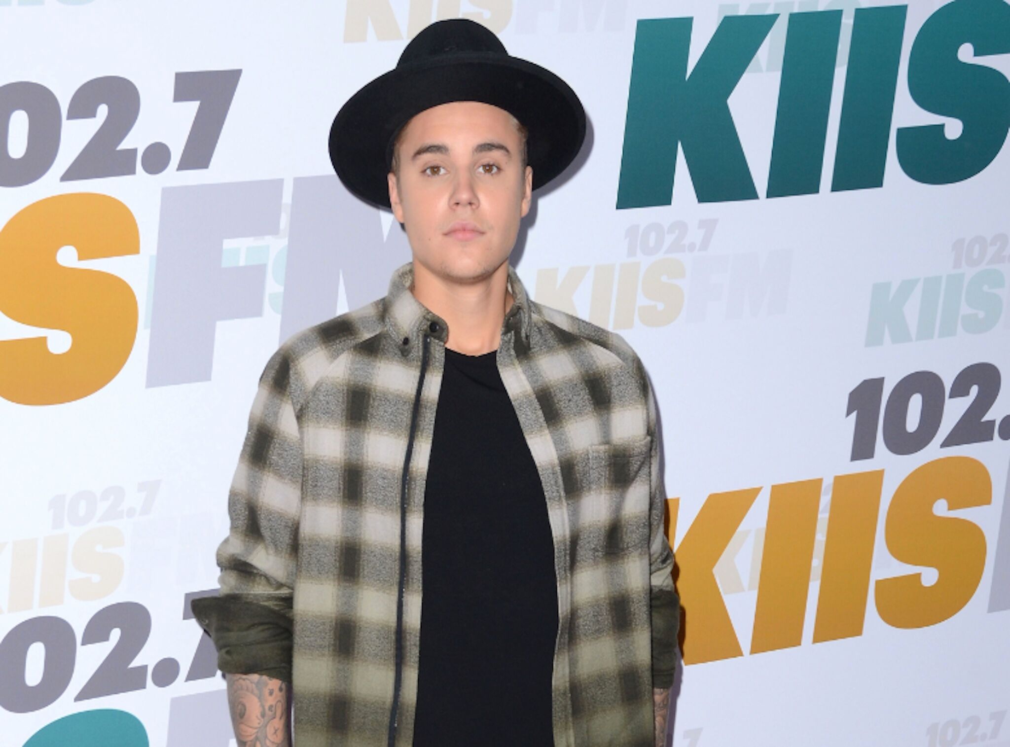 qui est Justin Bieber datant en ce moment 2015 rencontrer quelqu’un en ligne datant première fois