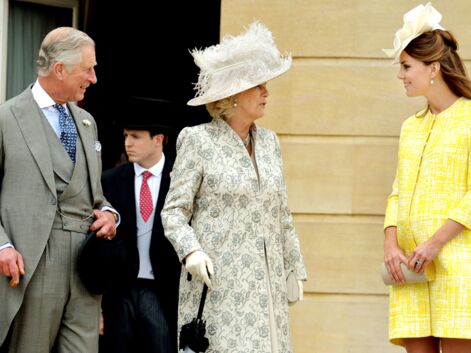 Kate Middleton en jaune lors de la garden party de Buckingham palace