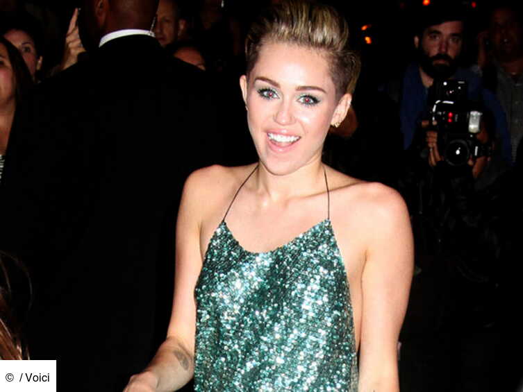 DIAPO Night of stars : Miley Cyrus (enfin) élégante, Doutzen Kroes