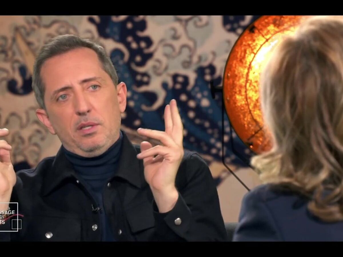 VIDEO Gad Elmaleh : ce doute sur sa vie amoureuse qui l’a poussé à partir aux États-Unis