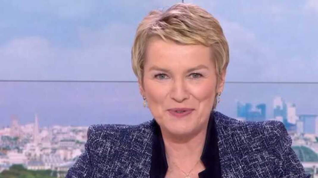 Elise Lucet a présenté le 13 heures de France 2 du 5 septembre 2005 au 29 avril 2016