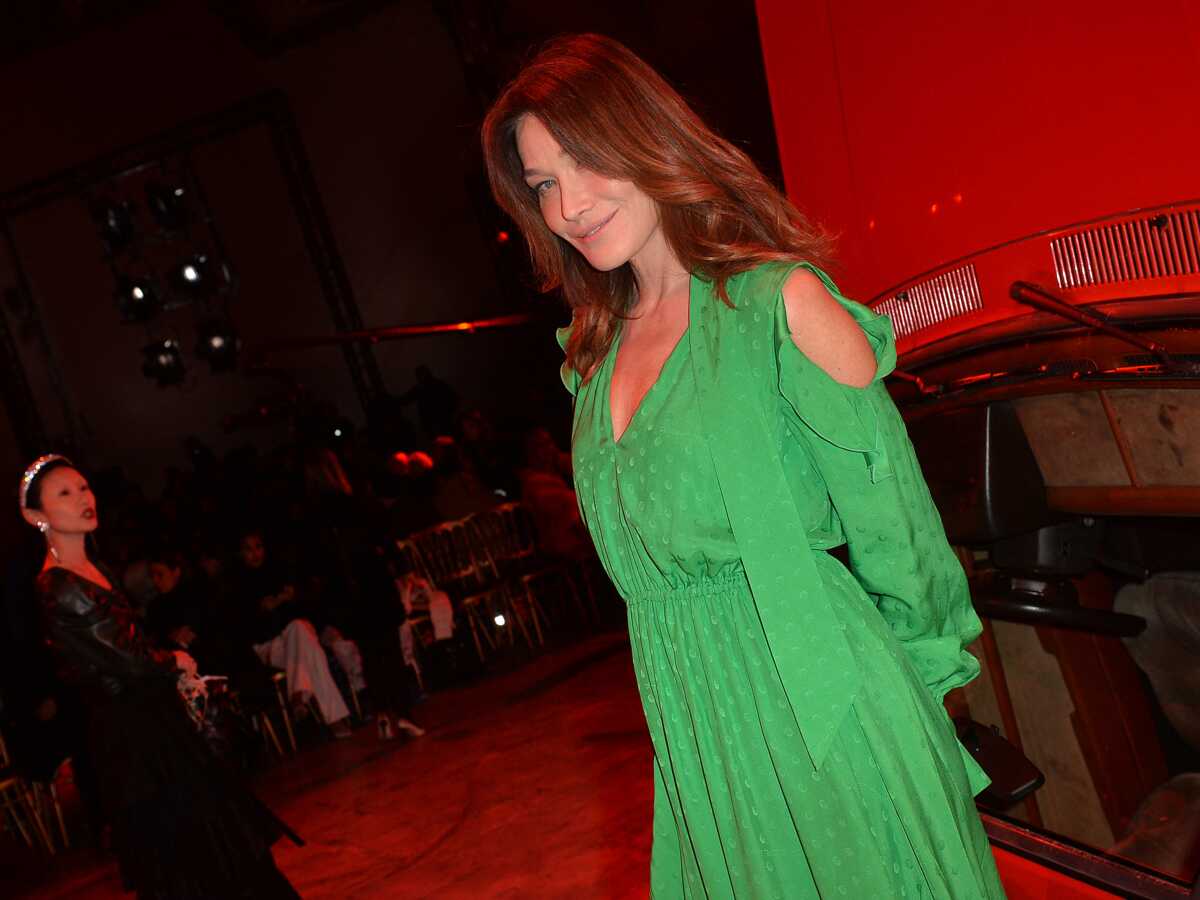 Carla Bruni partage une vidéo de sa fille Giulia, les internautes sous le charme de sa jolie voix