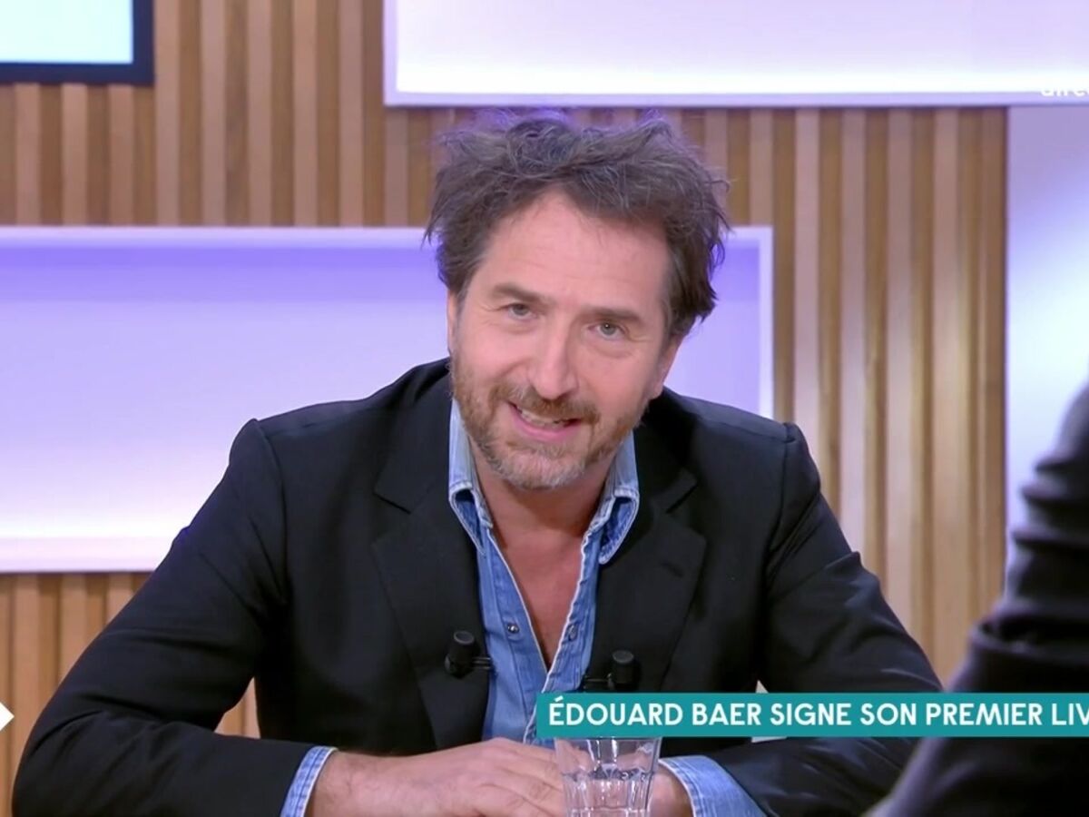 VIDEO C à vous : Edouard Baer annonce sa candidature pour l'élection présidentielle de 2022