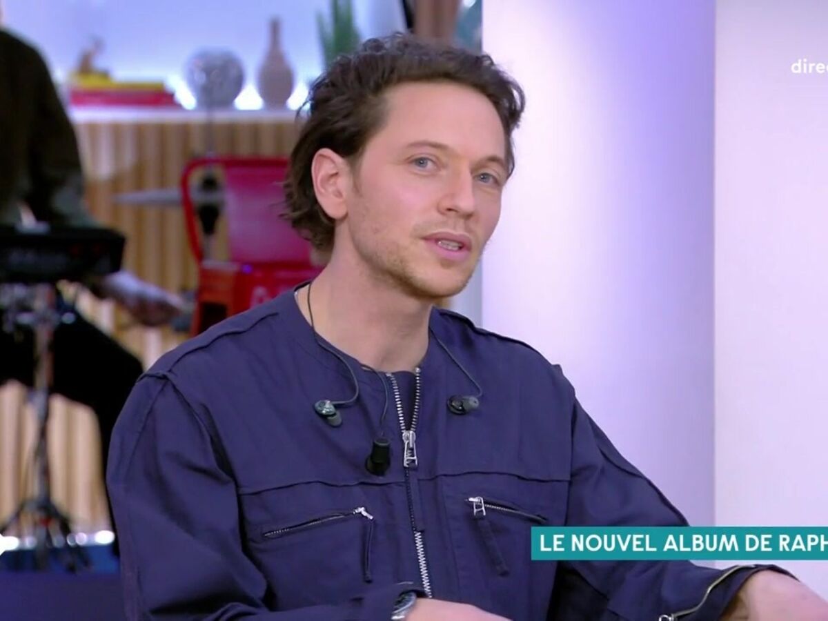 VIDEO Raphaël évoque son lien avec Christophe dans C à vous : Pu***n il nous manque