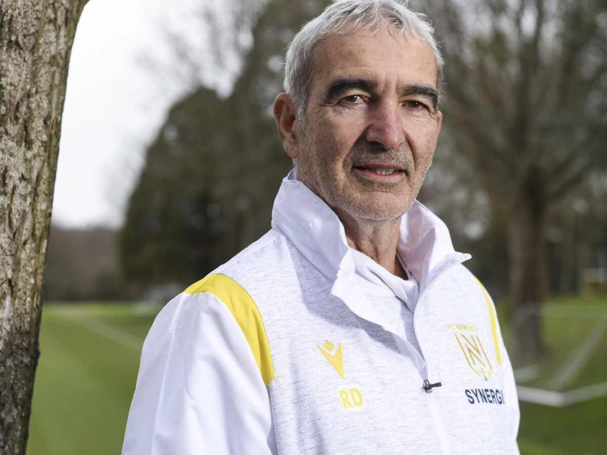 Raymond Domenech : limogé par le FC Nantes, l'entraîneur est testé positif à la Covid-19 et placé à l'isolement