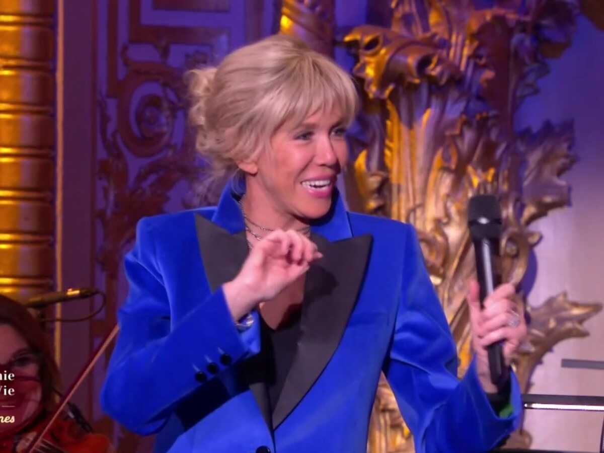 VIDEO C'est pour les anciennes générations : Brigitte Macron se lâche en réalisant un petit pas de danse