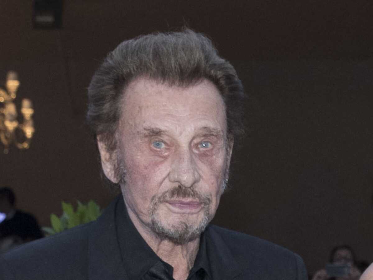 PHOTO Johnny Hallyday : ce souvenir émouvant de son ami Jean-Marie Périer qui témoigne de son grand coeur