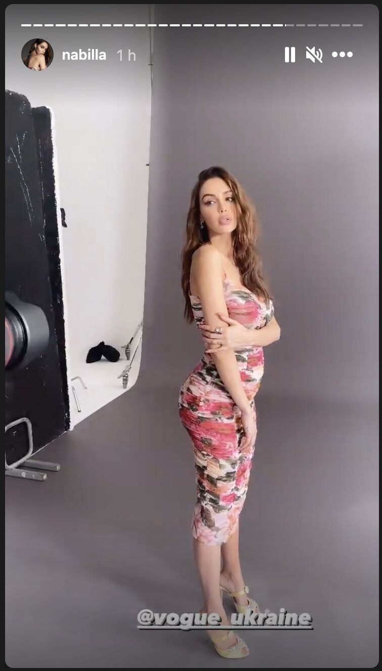 Photo Nabilla Enceinte De Son Deuxieme Enfant Les Internautes En Sont Persuades Voici