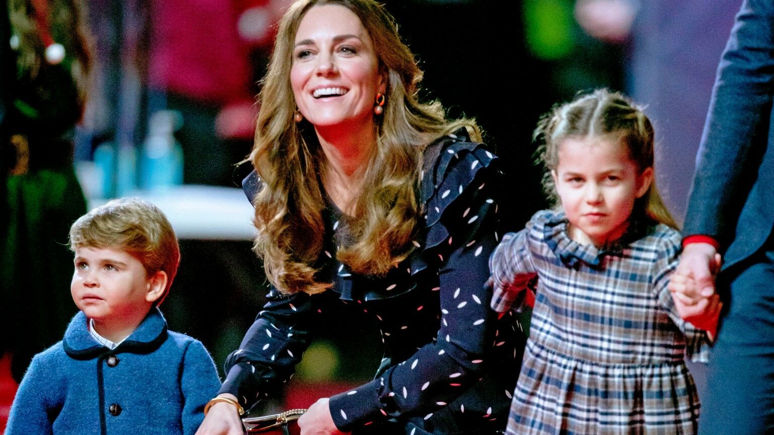 Kate Middleton Un Nouveau Bebe Bientot Dans La Famille Sa Mere Carole Confirme Voici