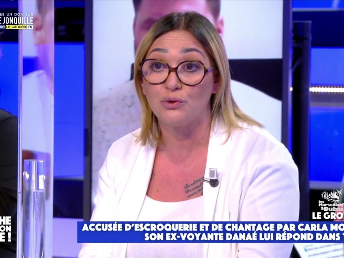 VIDEO Affaire Carla Moreau : un violent texto envoyé par l'assistant de la voyante révélé