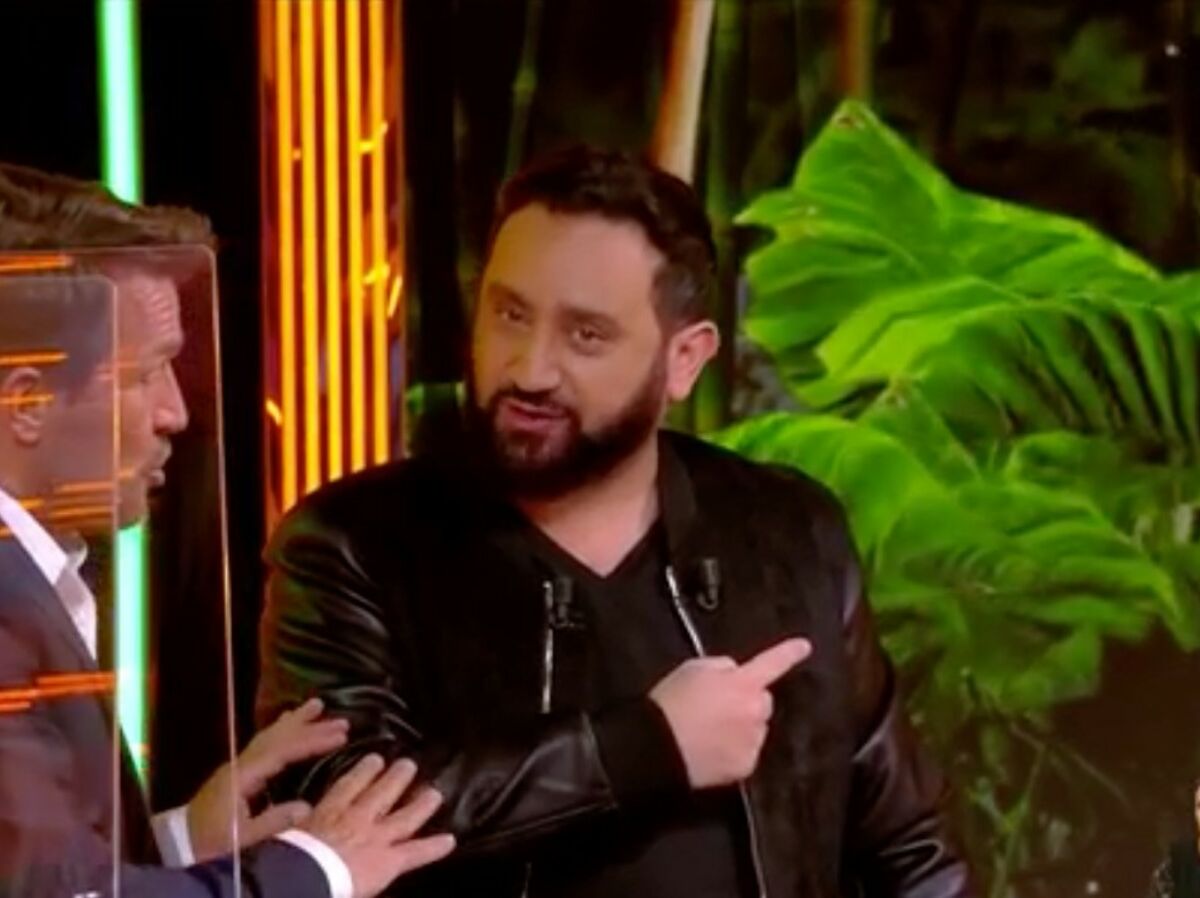 VIDEO Il dit des conneries : Cyril Hanouna s'en prend à Benjamin Castaldi, le chroniqueur prêt à se battre !