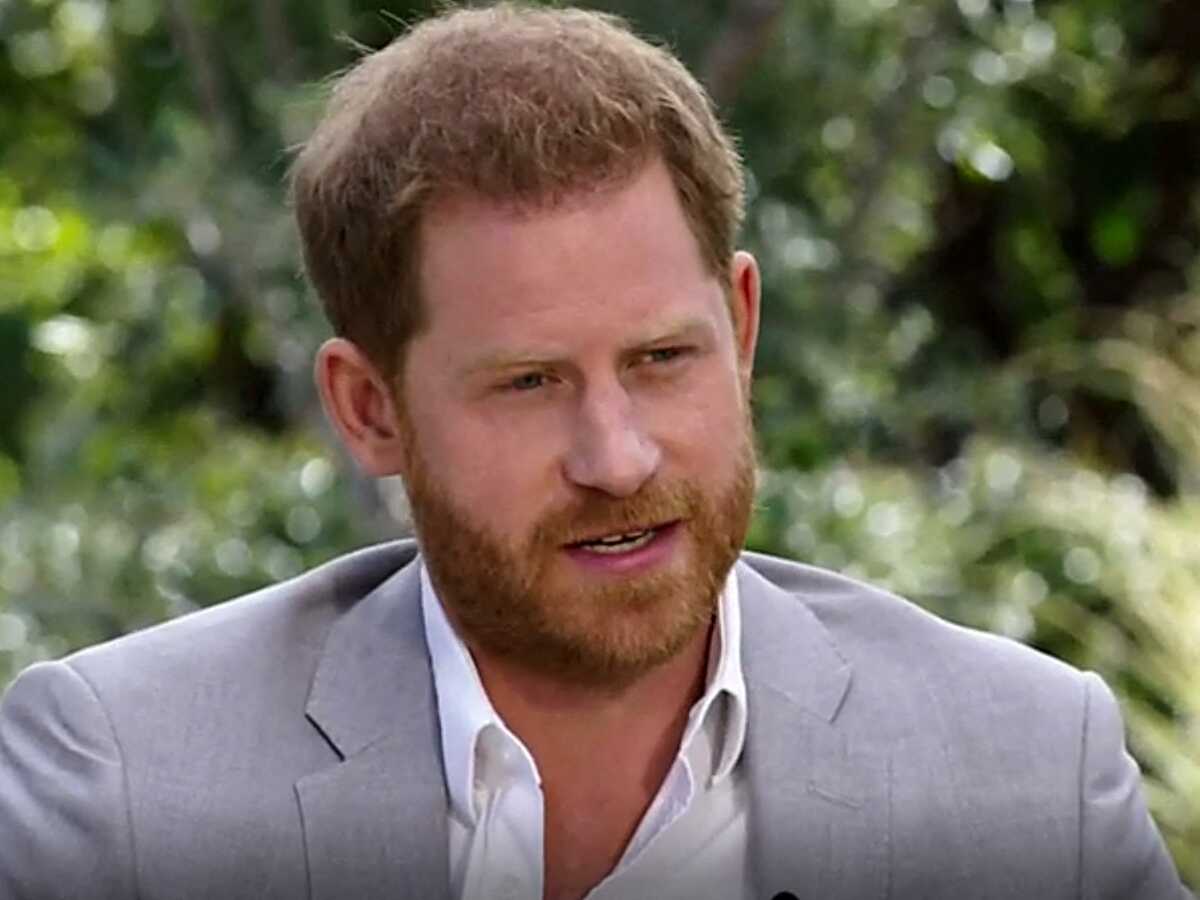 PHOTOS Prince Harry : dans un look très décontracté, il fait sa première apparition depuis son interview avec Oprah Winfrey