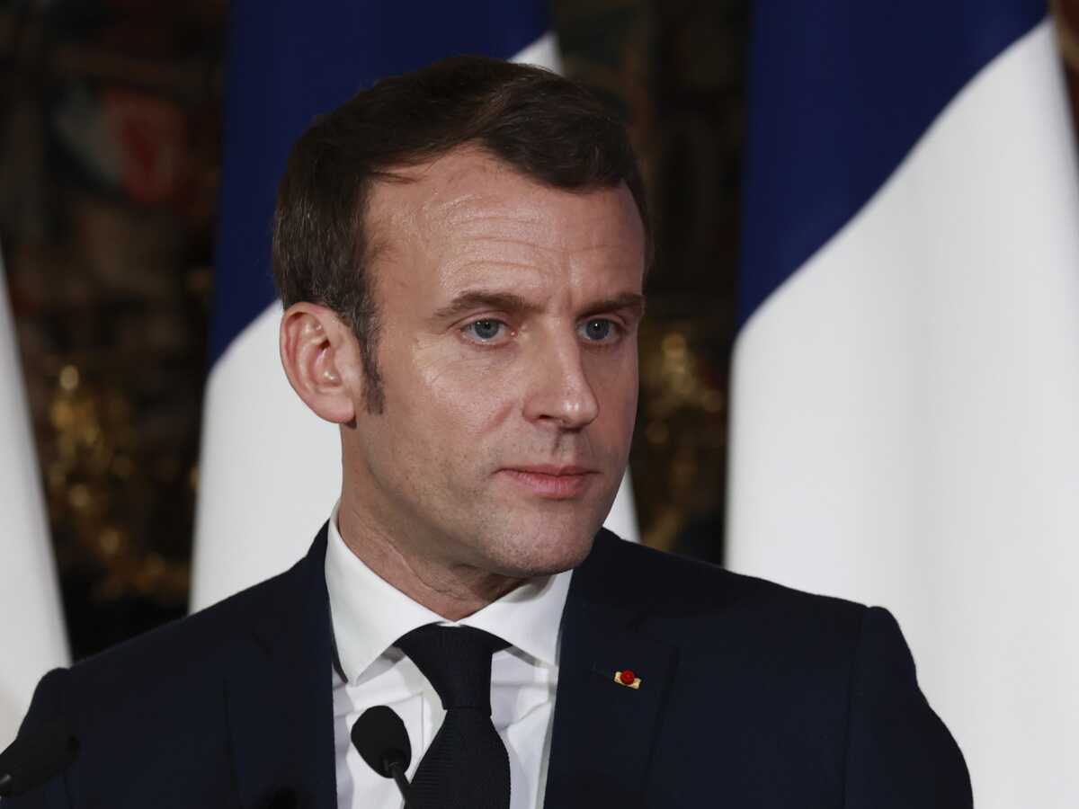 Reconfinement : Emmanuel Macron contredit Jean Castex et revient sur ses annonces