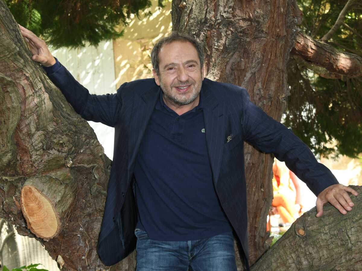 Patrick Timsit a-t-il un lien de parenté avec le médecin Jean-François Timsit ? Invités dans Quotidien, les deux hommes répondent