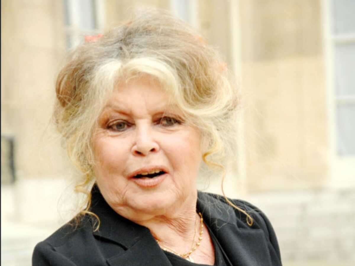 Brigitte Bardot en colère : elle attaque dans un tweet assassin Marie-Sophie Lacarrau qui l'a fait frémir d'horreur