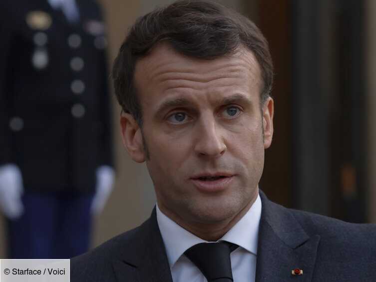 Emmanuel Macron Facts : les internautes se moquent de l ...