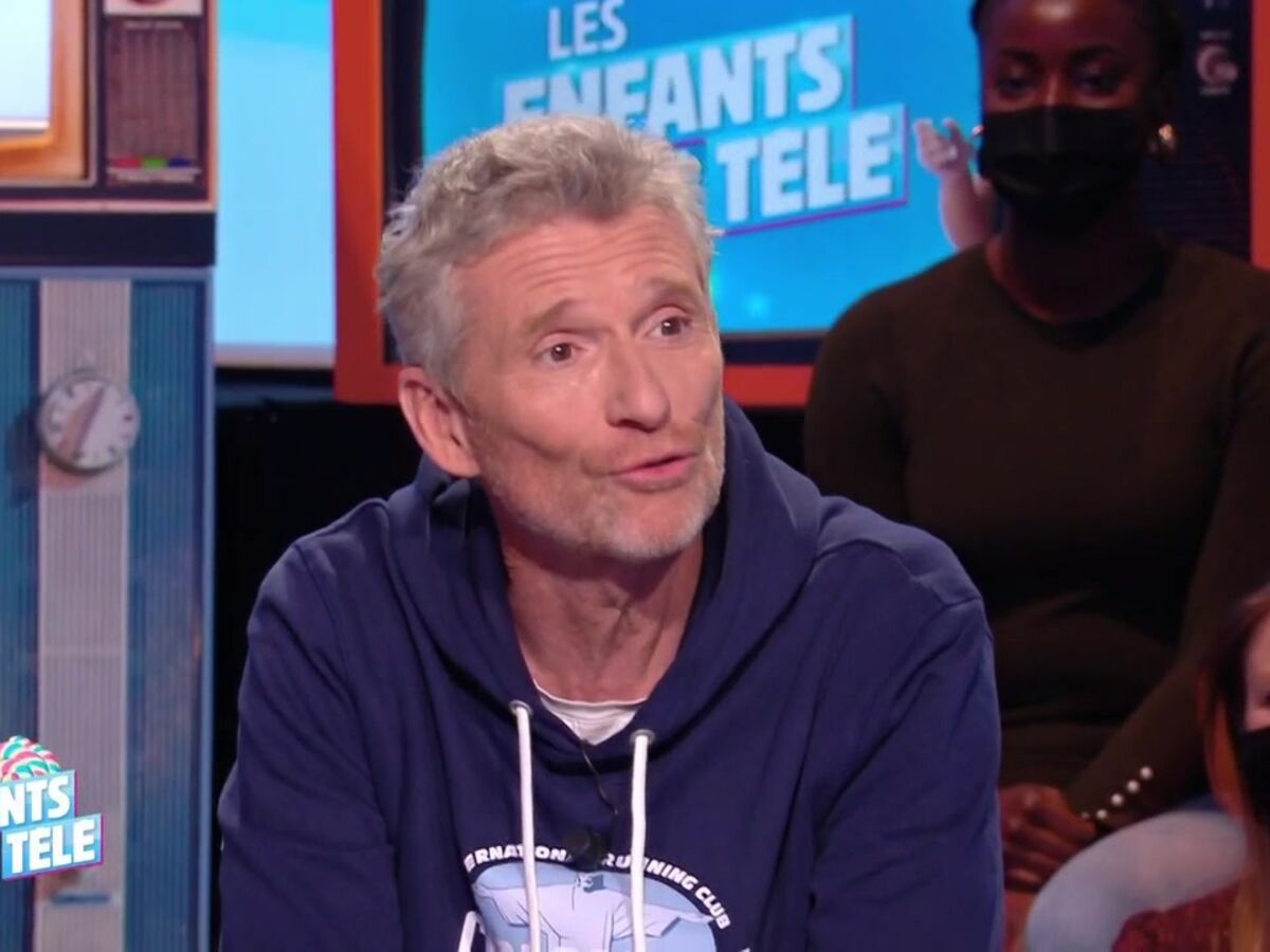 VIDEO Les Enfants de la télé : Laurent Ruquier dévoile la couleur de cheveux originelle de Denis Brogniart