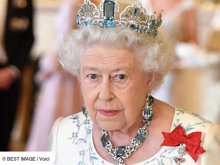 Que Devient La Couronne De La Reine D Angleterre
