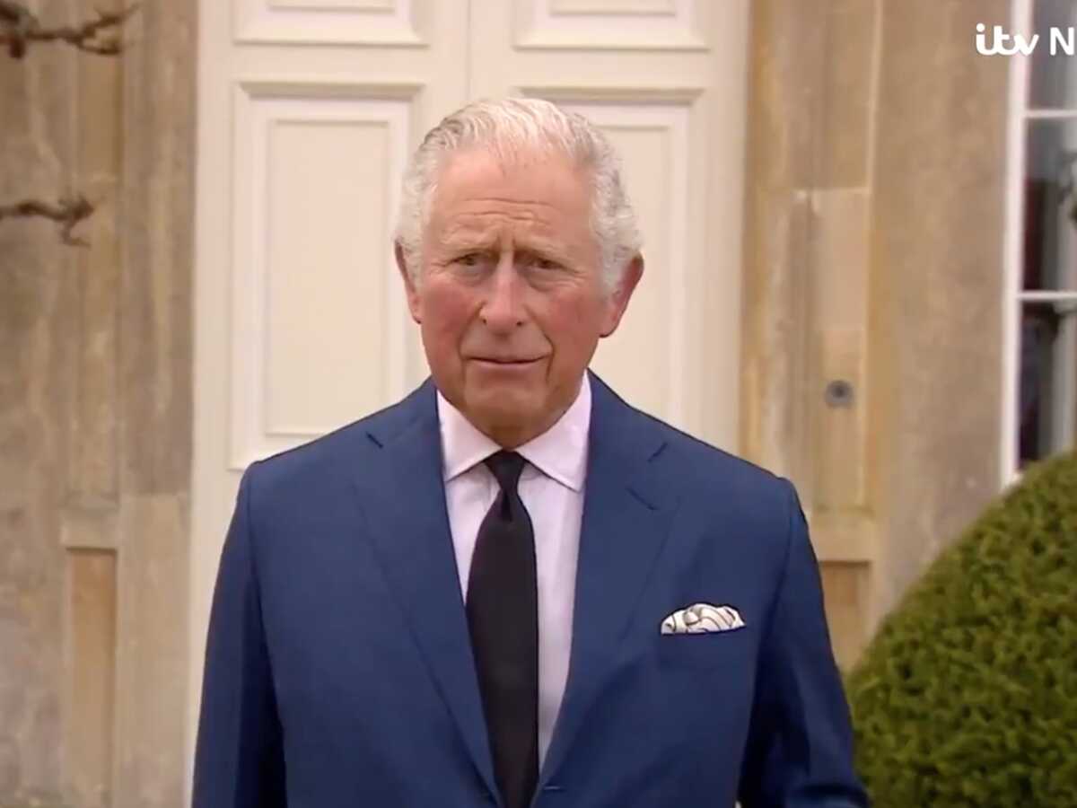 Mort du prince Philip : le prince Charles rend hommage à son « cher papa »