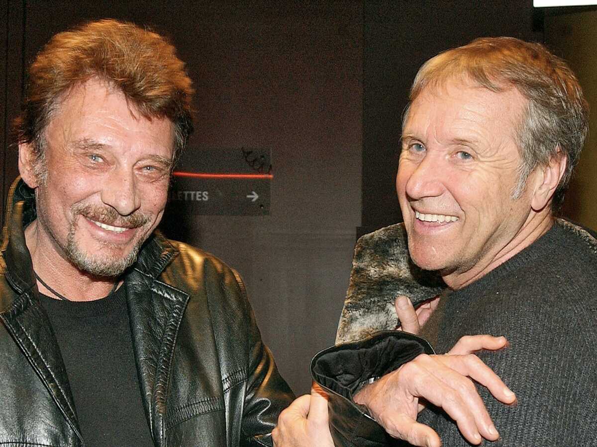 Yves Rénier : son étonnant rituel lorsqu'il se rend sur la tombe de Johnny Hallyday