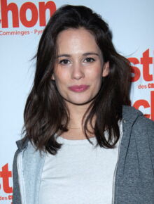 Lucie Lucas L Actrice De Clem Tacle Les Influenceurs Voici