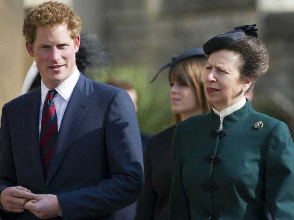 Le prince Harry littéralement ignoré par la princesse Anne, Edward et Sophie de Wessex lors des funérailles de son grand-père 